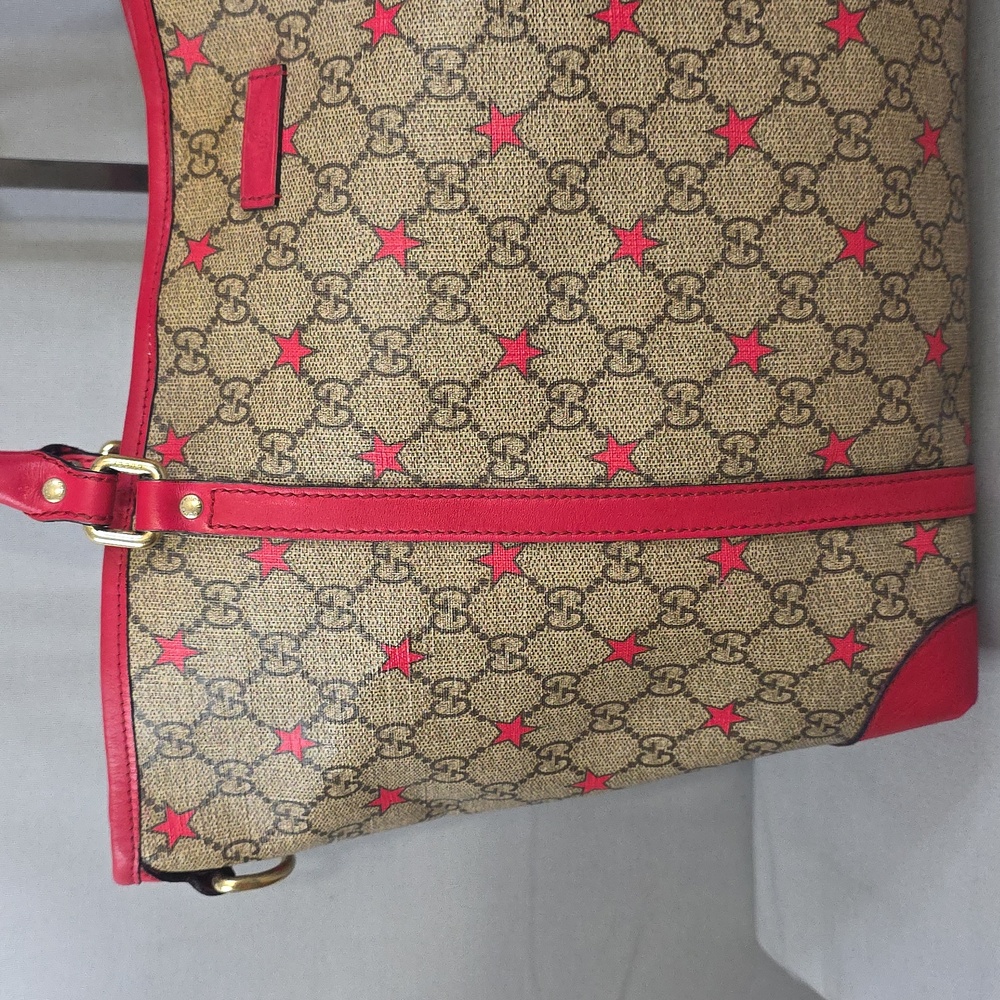✨️GUCCI GG Supreme Star Tote Bag - Picture 3 of 16